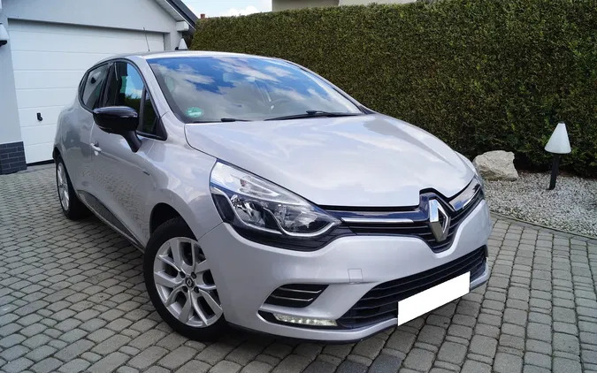 renault śląskie Renault Clio cena 31900 przebieg: 157000, rok produkcji 2018 z Głogów